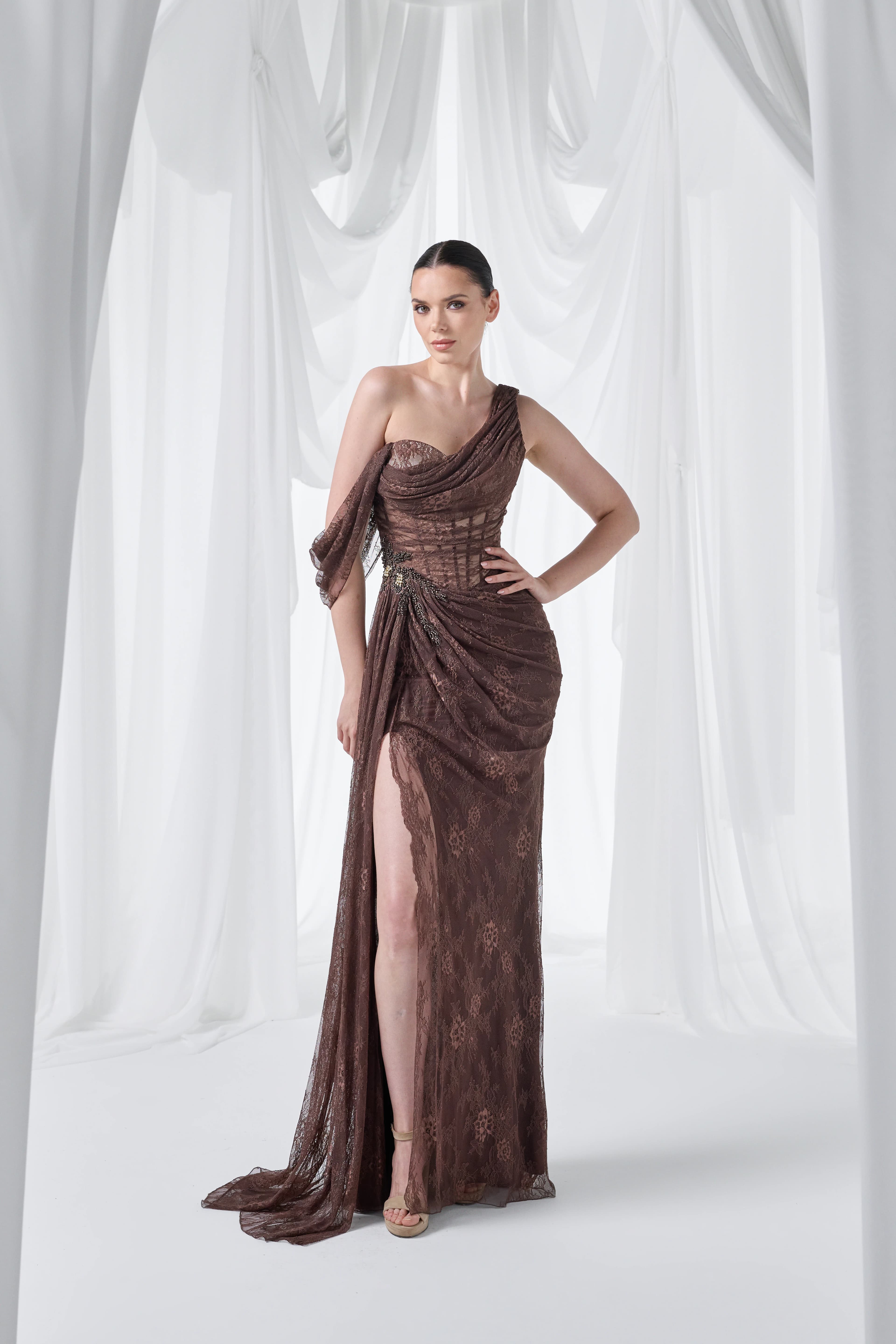 Pencere Detaylı Dantel Balık Elbise